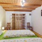 Schwalbennest Apartmán *