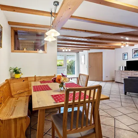 Schwalbennest דירה *