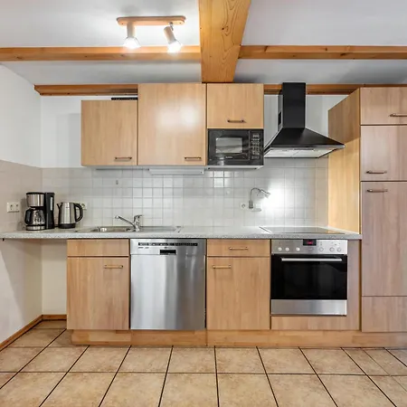 Schwalbennest דירה הוכנשוואנד